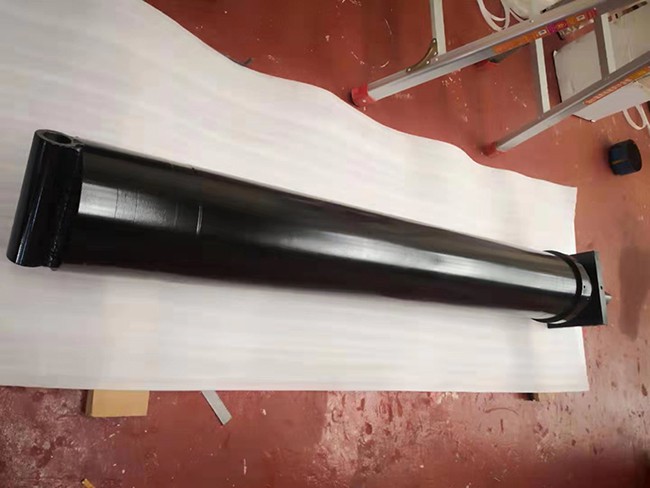 Višestupanijski dvostruki glumački hidraulički cilindri